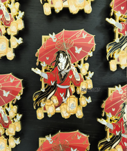 Load image into Gallery viewer, Hearts in Paradise - Hualian Enamel Pins