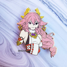 Load image into Gallery viewer, Genshin Portrait Enamel Pins